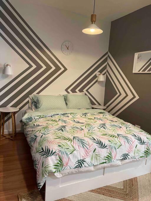 Derive Stays - Affordable Brooklyn Apt. W/ Balcony Nova York